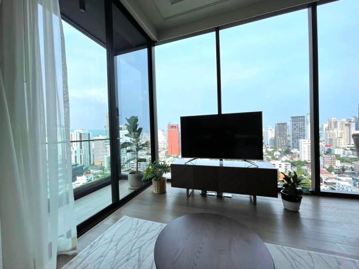 Celes Asoke | 2 Bed 2 Bath Premium Suite | 150m to BTS Asoke & MRT Sukhumvit, Heart of Asoke CBD