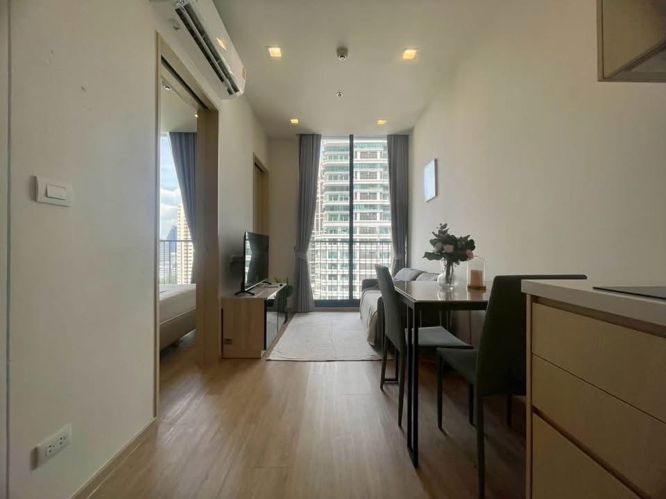 Noble Around Sukhumvit 33 | BTS สถานีพร้อมพงษ์