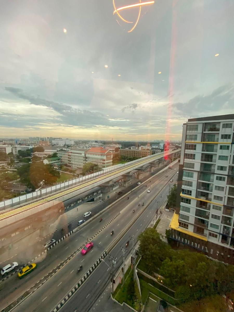 Knightsbridge Phaholyothin interchange | ให้เช่า Knightsbridge Phaholyothin Interchange ห้อง Duplex 2 ชั้น 51 ตร.ม. 2 ห้องนอน ชั้น 14 วิวสวย ตกแต่งครบ 🔥