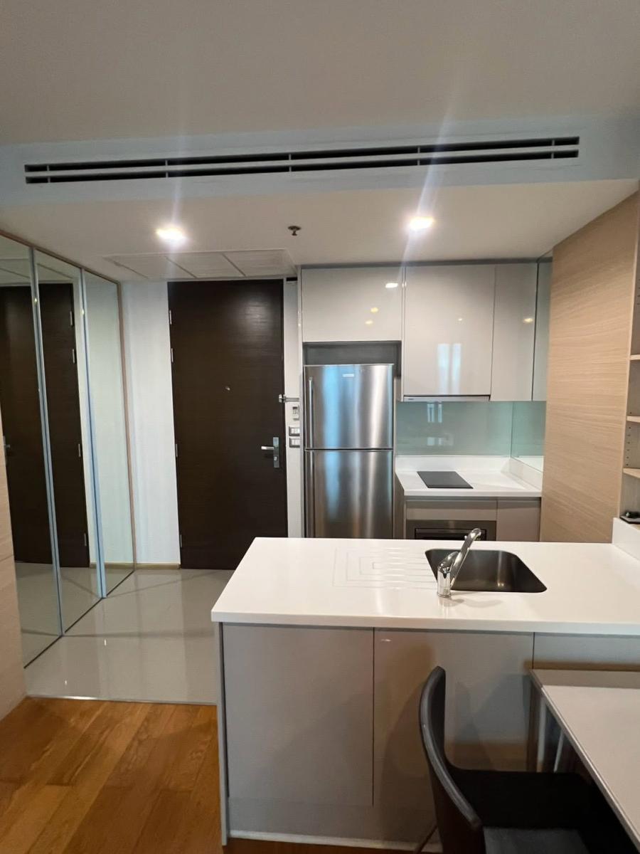 The Address Asoke | Executive Suite For Rent! The Address Asoke | Spacious 45 SQM 1 BR 1 BA | Bathtub Included, Fully Furnished, Next to Singha Complex