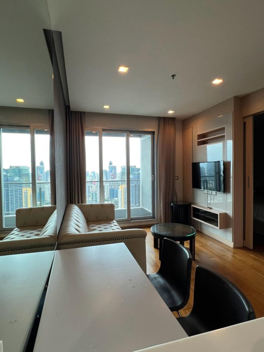 The Address Asoke | Executive Suite For Rent! The Address Asoke | Spacious 45 SQM 1 BR 1 BA | Bathtub Included, Fully Furnished, Next to Singha Complex