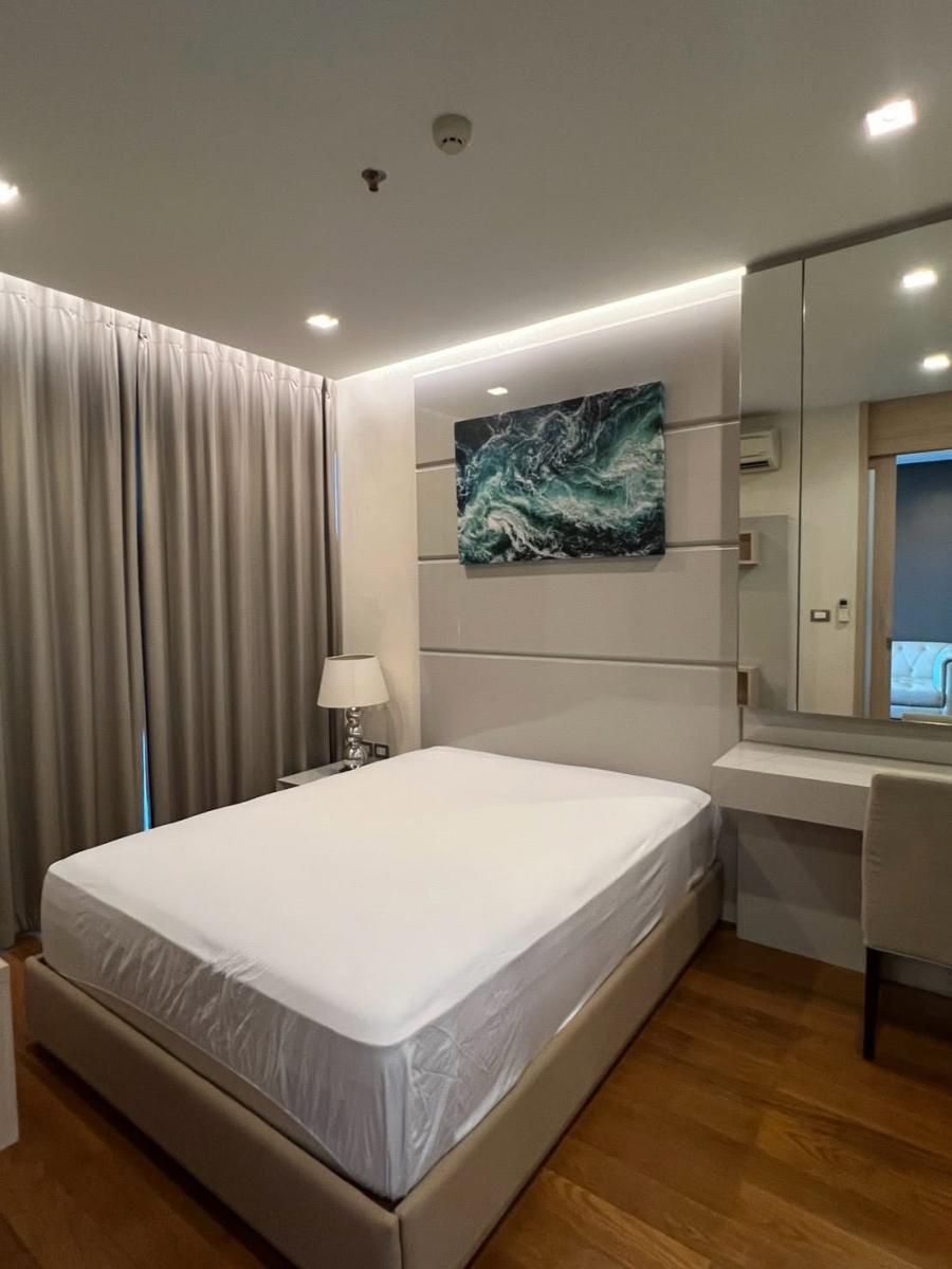 The Address Asoke | Executive Suite For Rent! The Address Asoke | Spacious 45 SQM 1 BR 1 BA | Bathtub Included, Fully Furnished, Next to Singha Complex