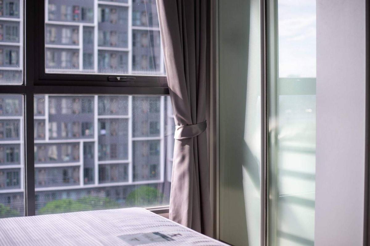 IDEO Mobi Sukhumvit (Soi 81) | IDEO Mobi Sukhumvit 81 | ห้องสตูดิโอ 22 ตร.ม. ชั้น 9 | วิวสวนและสระว่ายน้ำ | 15,500 บาท/เดือน