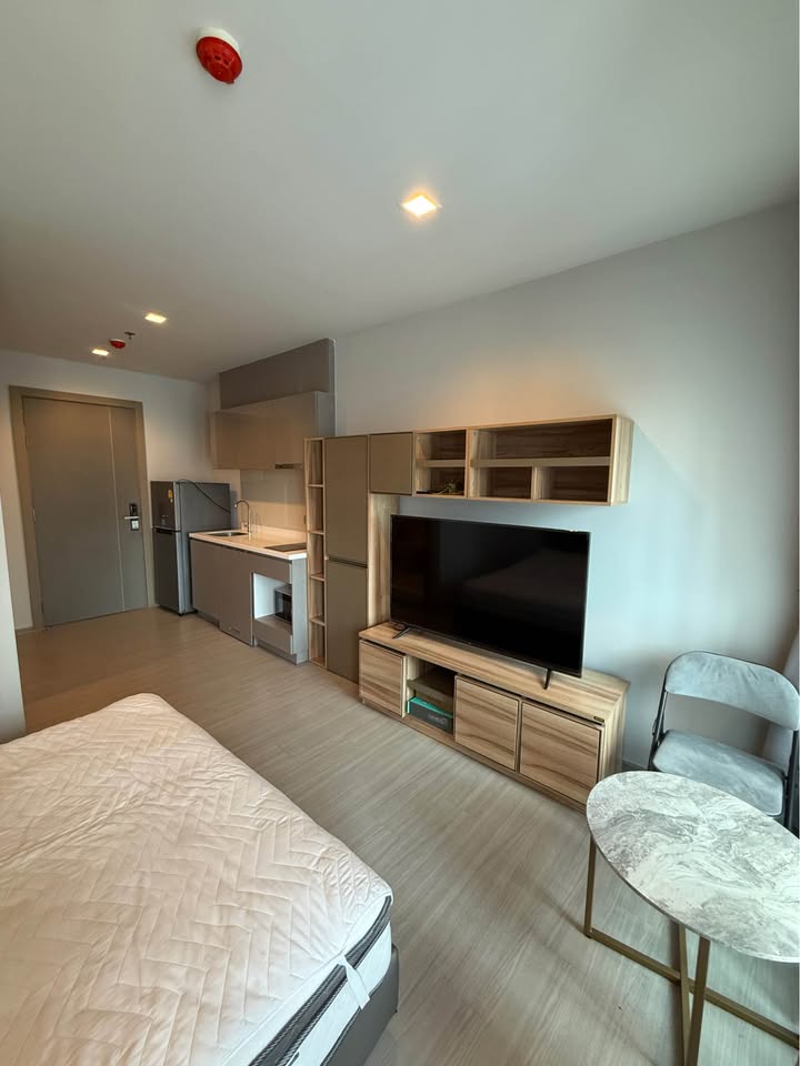 Life Asoke - Rama 9 | Cheapest Deal! 15,000 THB/Month | Life Asoke-Rama 9 | Big Size 29 SQM | Best Price in Project, 300m to MRT!
