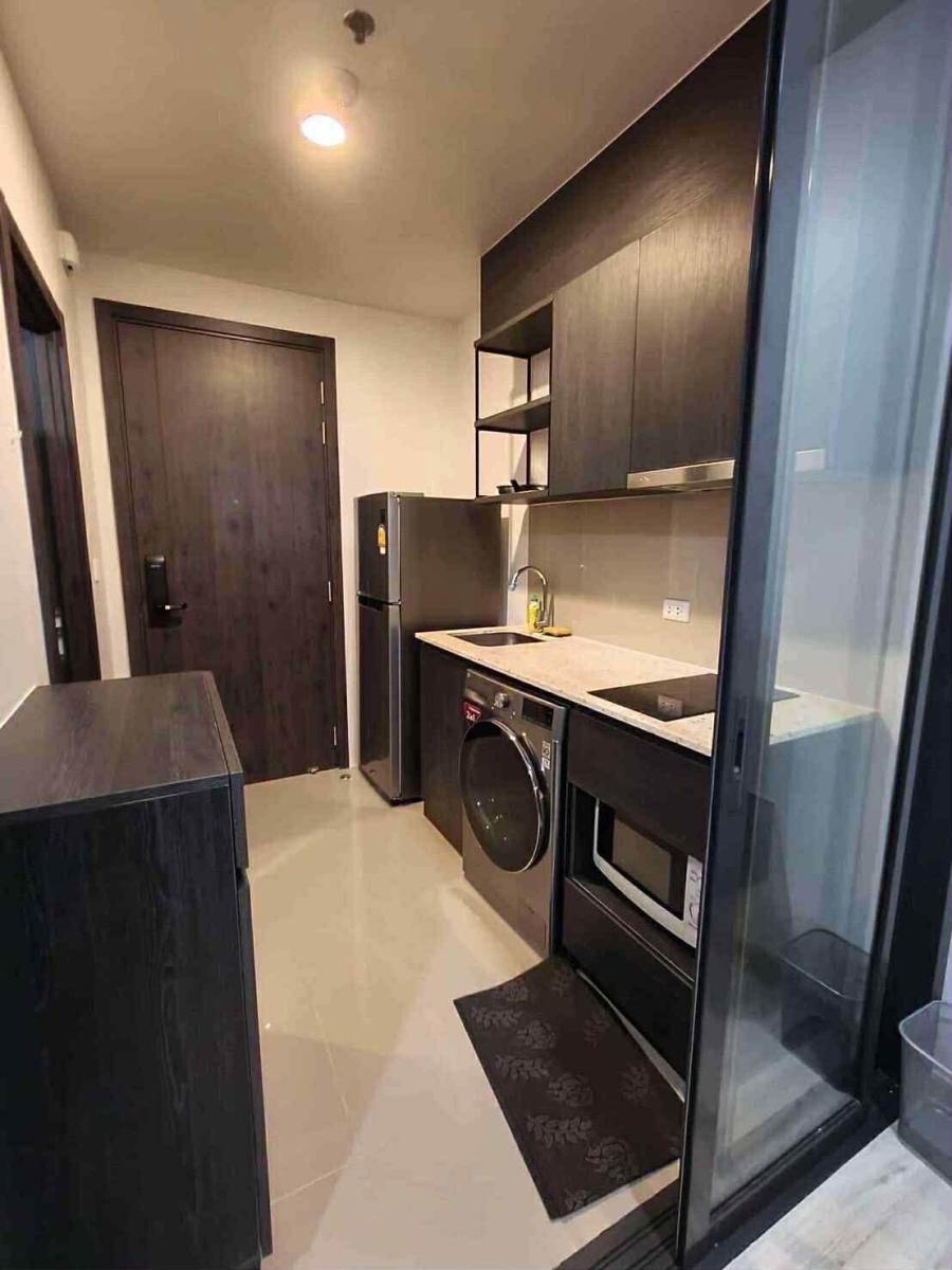 XT Ekkamai | Stylish Executive Suite! XT Ekkamai | Spacious 31 SQM 1 BR 1 BA | Modern Design, Top-Class Facilities, Ready to Move In