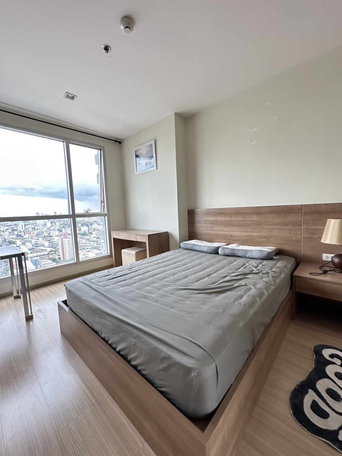 Rhythm Ratchada - Huaykwang | RHYTHM Ratchada–Huai Khwang | 1 Bedroom 46 SQ.M. | ชั้น 28 | วิวเมือง | Fully Furnished