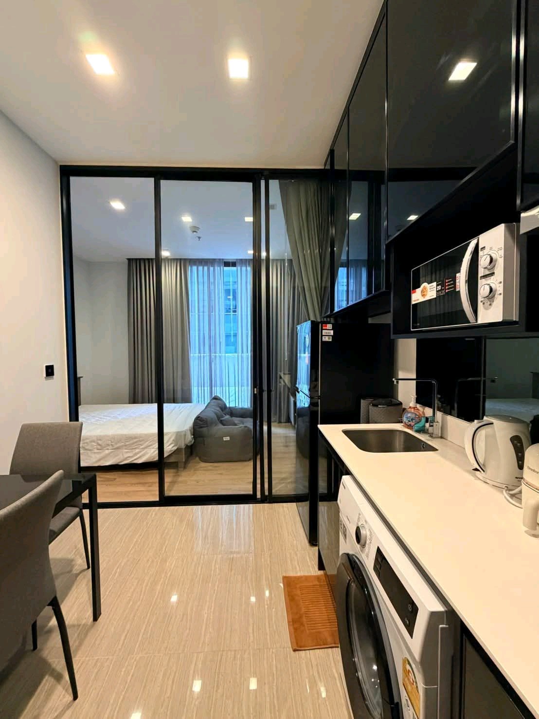 Noble around ari | BTS อารีย์/MRTจตุจักร 2 สถานี/ APL พญาไท 3 สถานี
