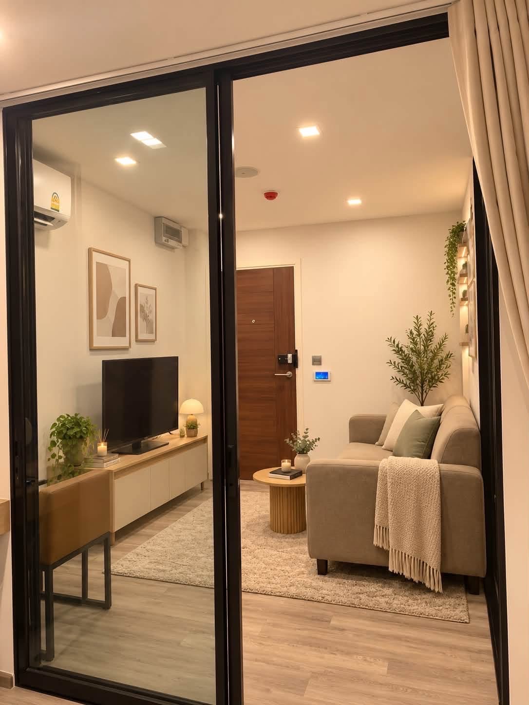 Brown Condo Phahol 67 | ให้เช่า Brown Condo พหลโยธิน 67 ใกล้ BTS สายหยุด 1 ห้องนอน 27 ตร.ม. ครัวปิด 10,000 บาท