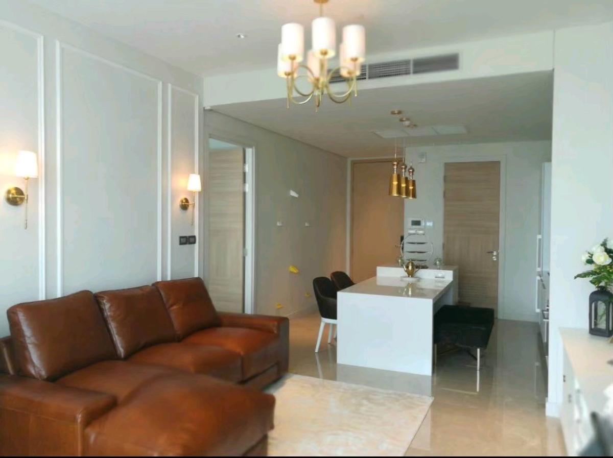 Sindhorn Residenc | บนทำเลไข่แดงใจกลางย่านหลังสวนมองเห็นวิวสวนลุมได้เต็มตา