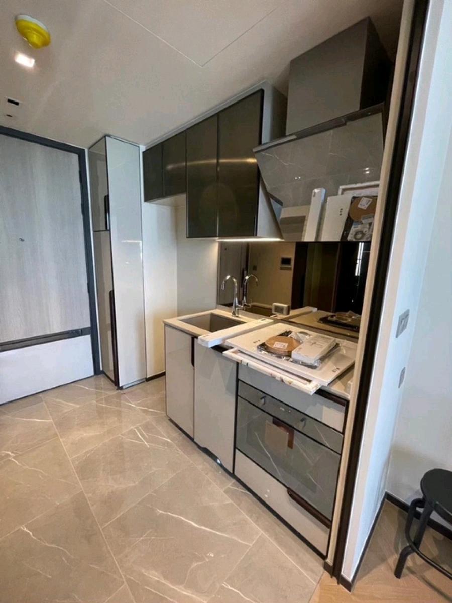 The Reserve Sukhumvit 61 | คอนโดมิเนียม Low-Rise