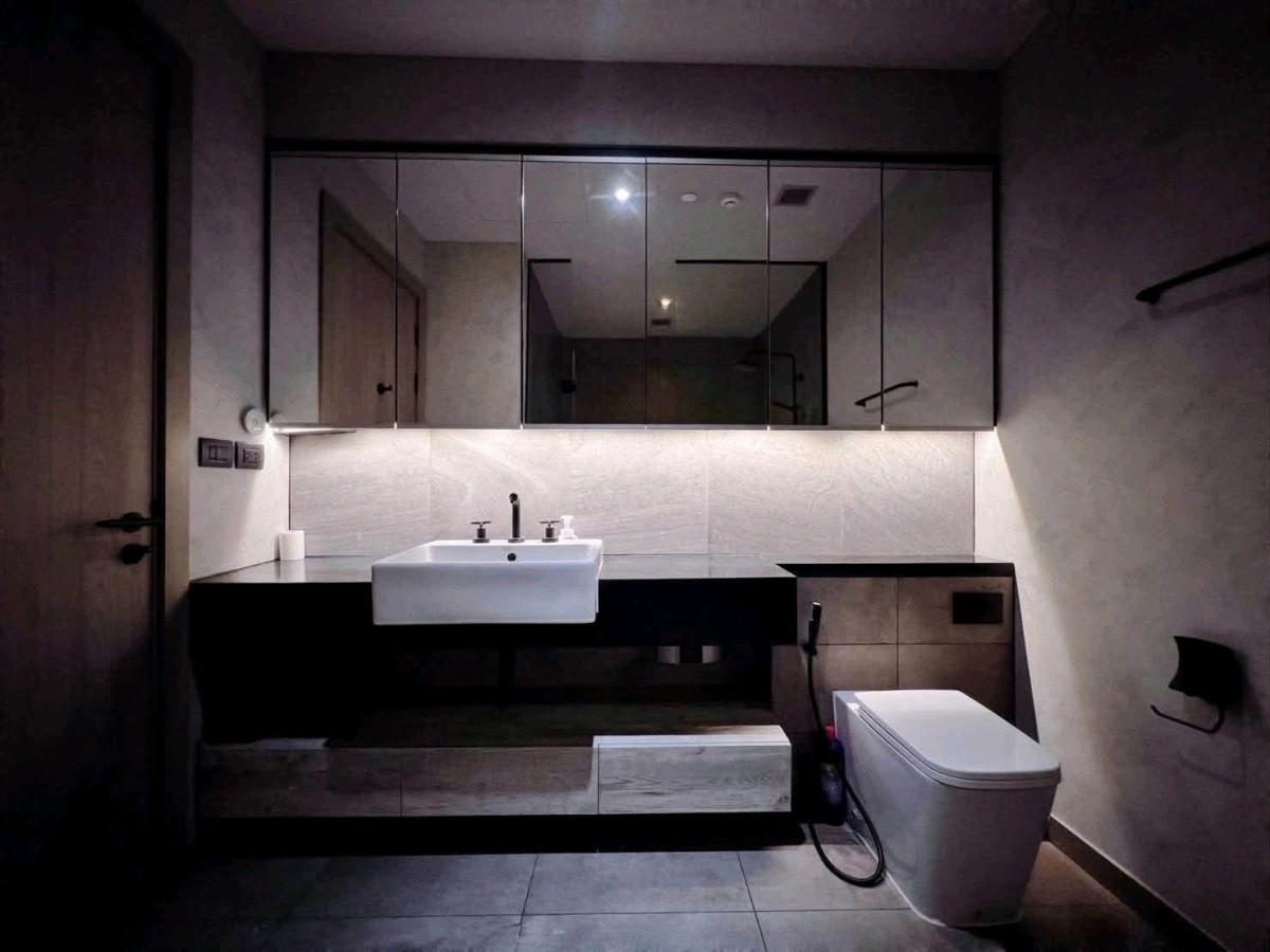 The Lofts Asoke | ห้องใหญ่ วิวสูง เฟอร์ครบ พร้อมเข้าอยู่