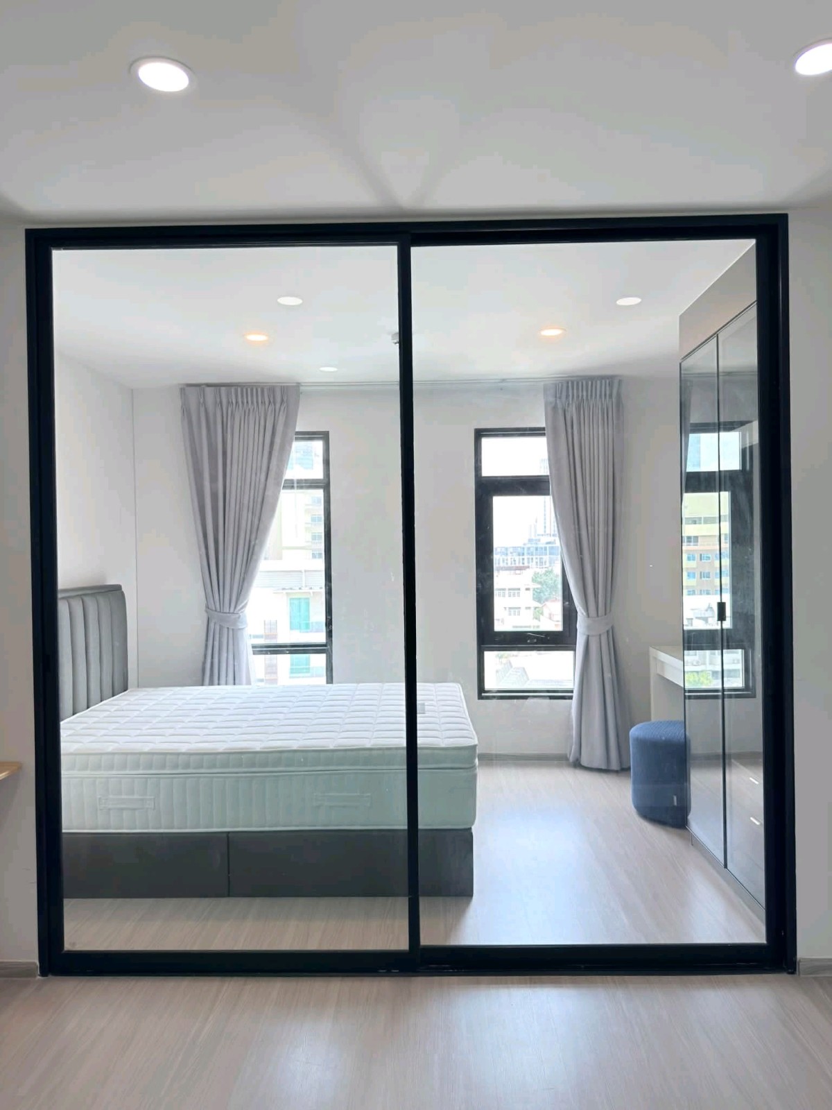 Aspire Asoke-Ratchada |  ห้องใหม่ ชั้นบนสุด เงียบสงบ ระเบียงไม่ติดใคร มีรถรับส่ง mrt พระราม9