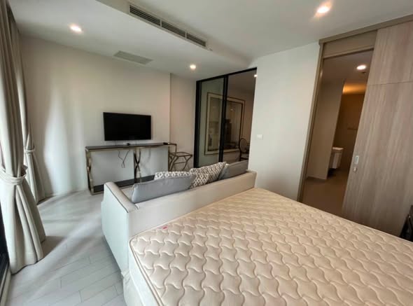 Noble Phloenchit | 1 ห้องนอน ชั้น 12 พร้อมอยู่