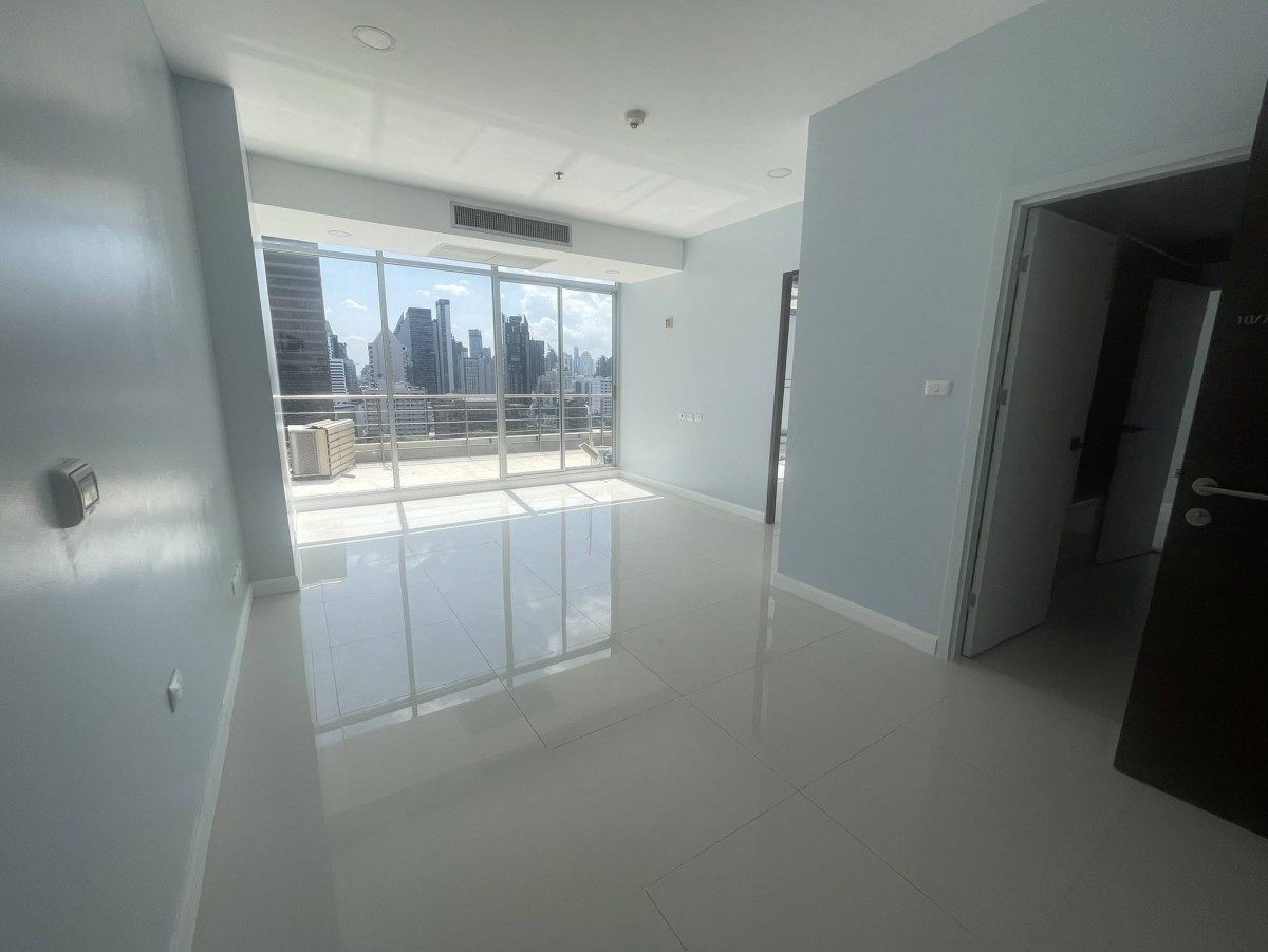 The Trendy Condo Sukhumvit 13 | 1 ห้องนอน 71 ตร.ม. ระเบียง 8 เมตร