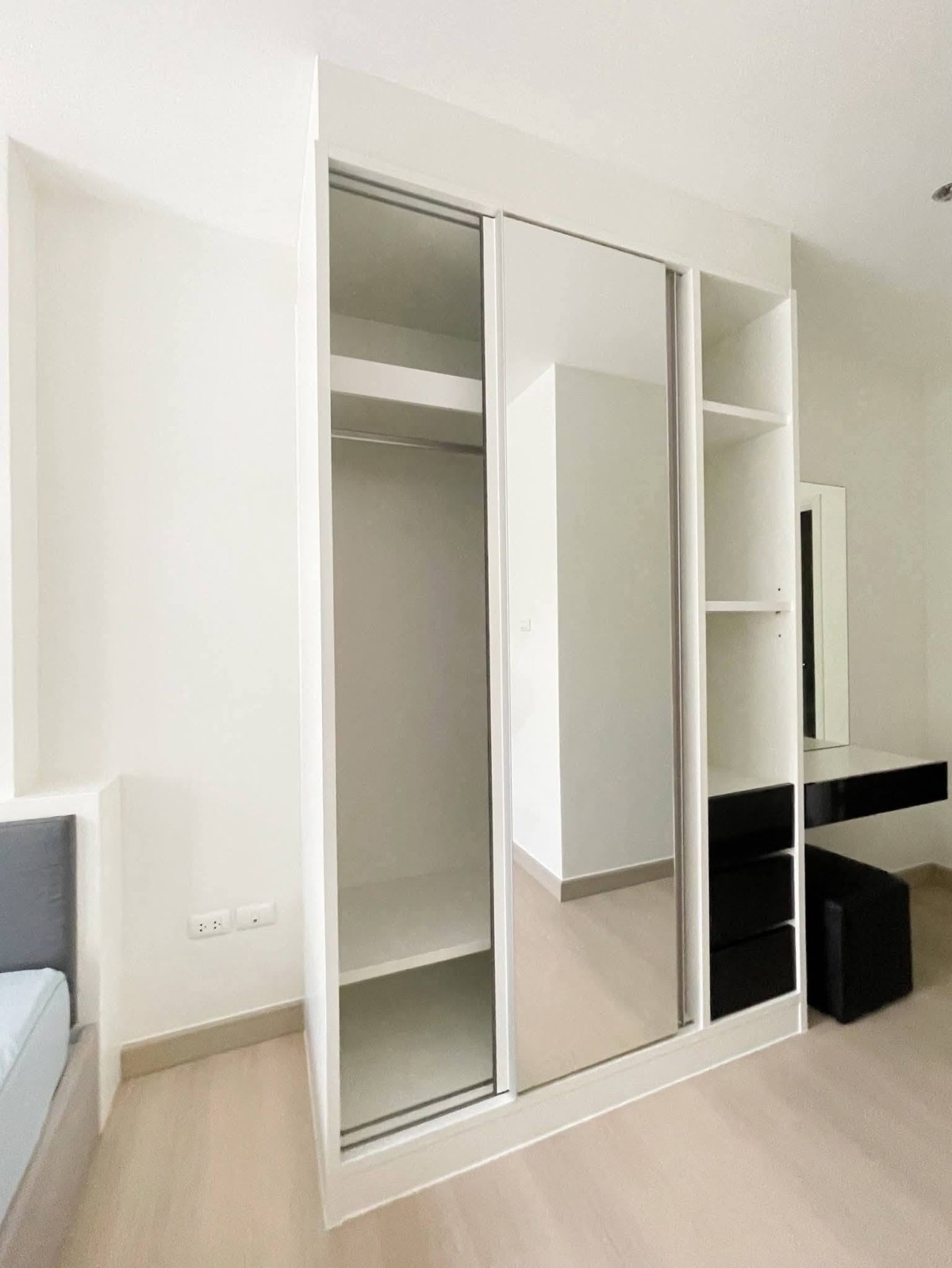 Supalai Loft Talat Phlu | 1 ห้องนอน รีโนเวทใหม่ ครัวปิด วิวสวน